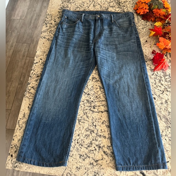 Vintage Levi’s 569 Men’s 36x26 Inseam Loose Straight Leg Dark Wash Denim Jeans - Picture 4 of 16